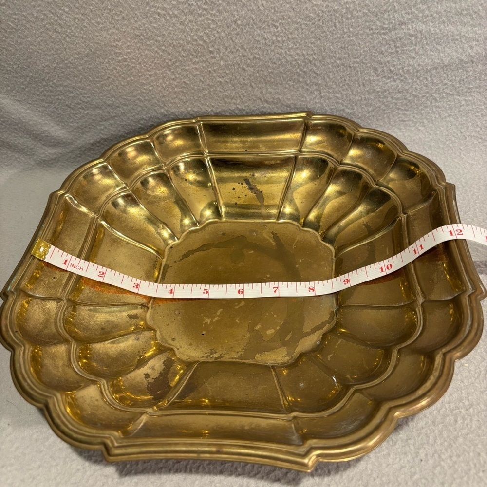 Brasscrafters American Family Vintage Scalloped Brass Bowl - Picture 9 of 9